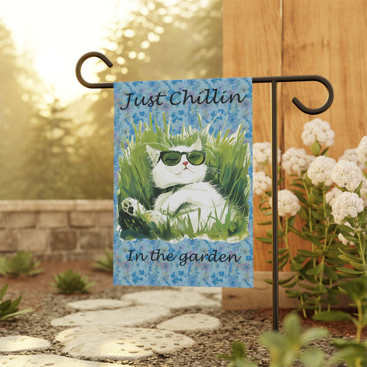 Color garden flag with white cat